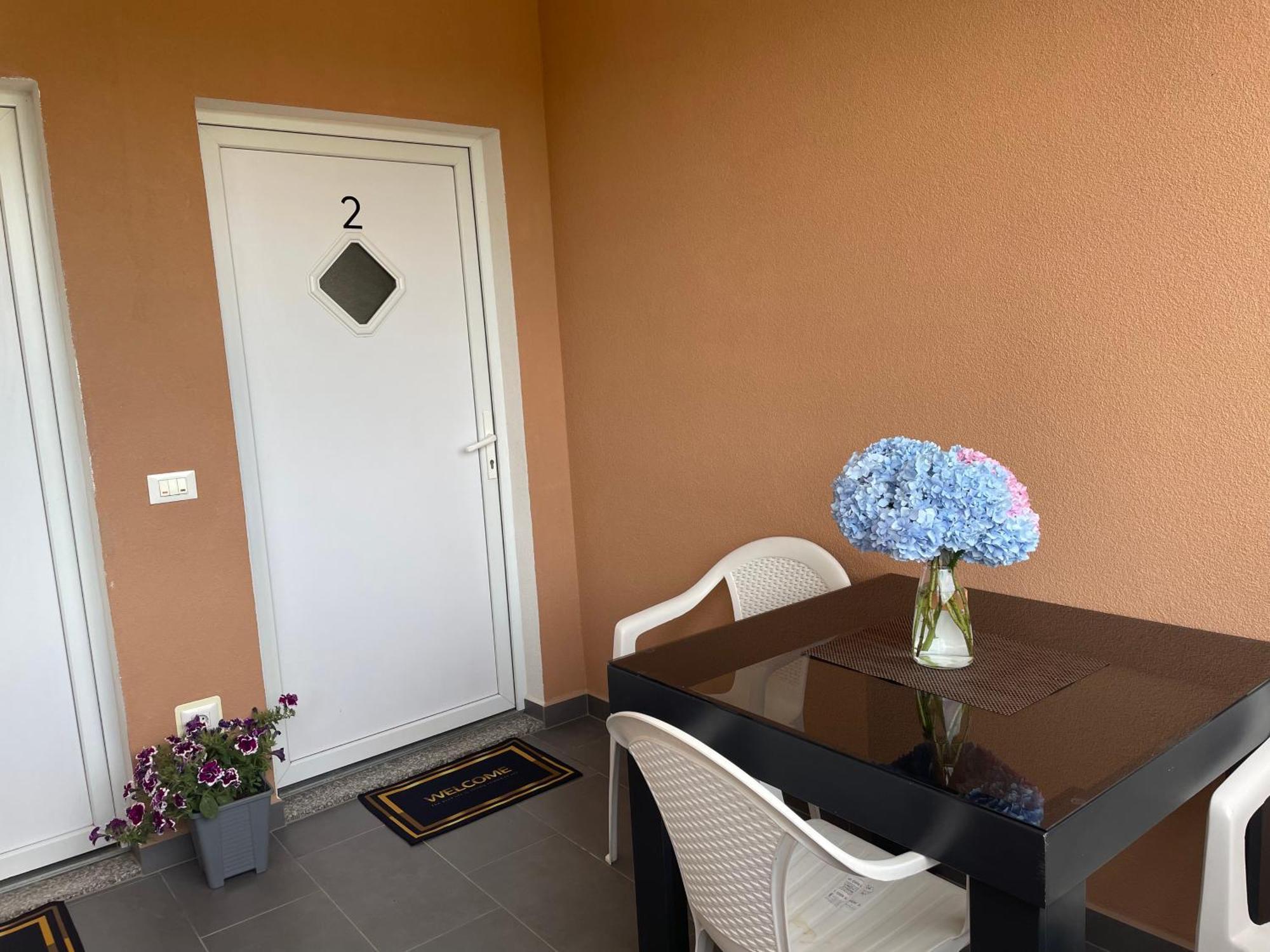 Apartments Dora Porec Exterior photo